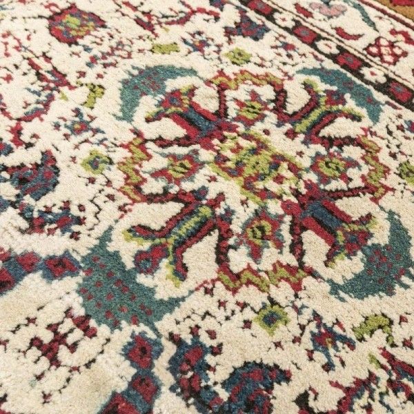 Antique Indian Rug. Agra Classic...
