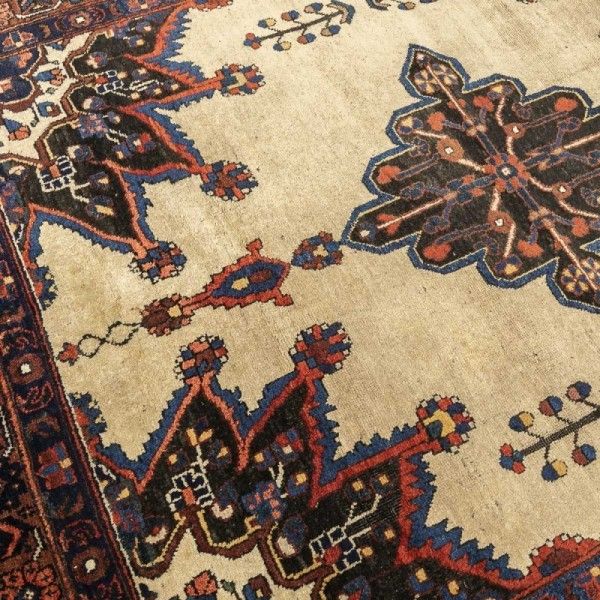 Alfombra Afshar Antigua.Diseño Étnico...