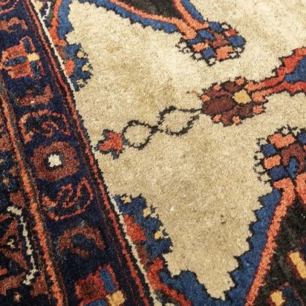 Alfombra Afshar Antigua.Diseño Étnico...