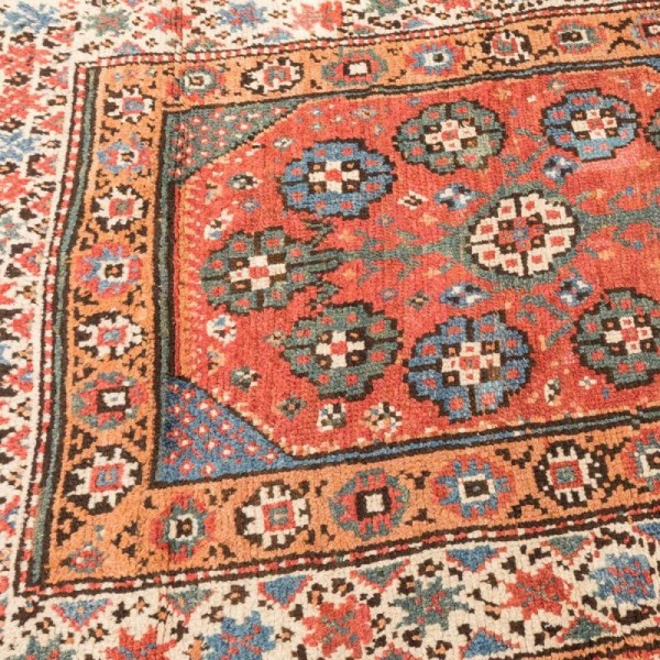 Antique Bergama Rug. 1.75 x 1.25 m