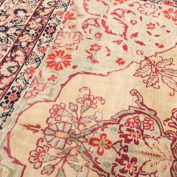 Alfombra Antigua Kirman. 3,40 x 2,65 m.