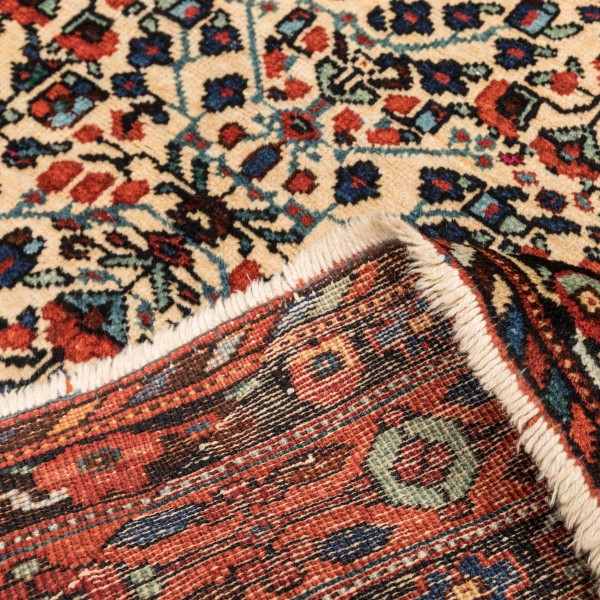 Alfombra Antigua Afshar.1,55 x 1,35 m