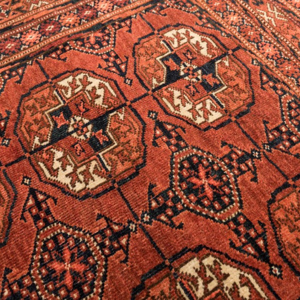 Tekke Wool Rug. 1.50 x 1.00 m