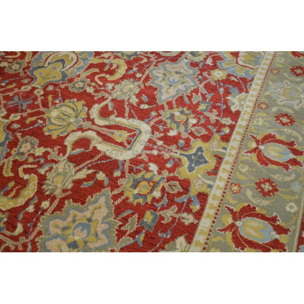 Agra India Rug. 3.20 x 2.30 m