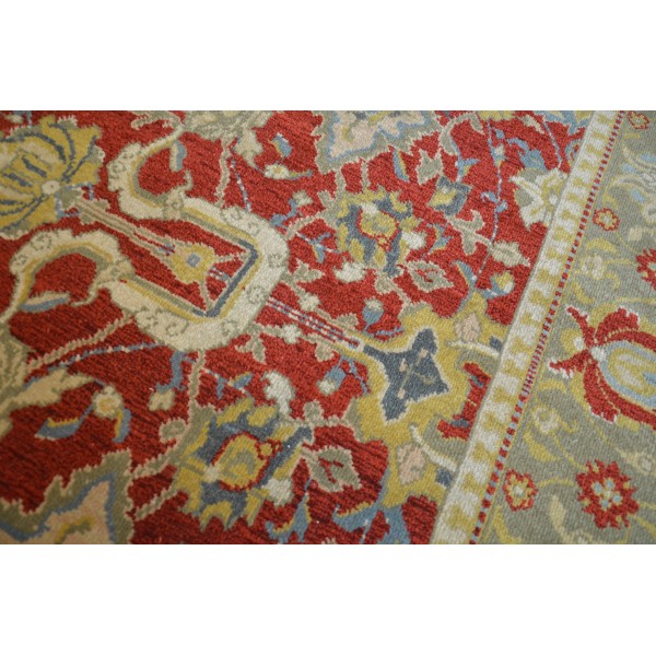 Agra India Rug. 3.20 x 2.30 m
