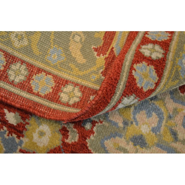 Agra India Rug. 3.20 x 2.30 m