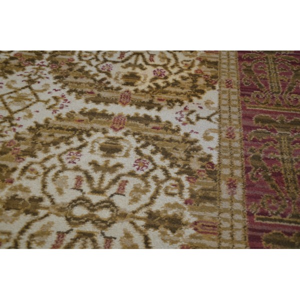 Spanish Rug. Classic Design. 3.80 x...