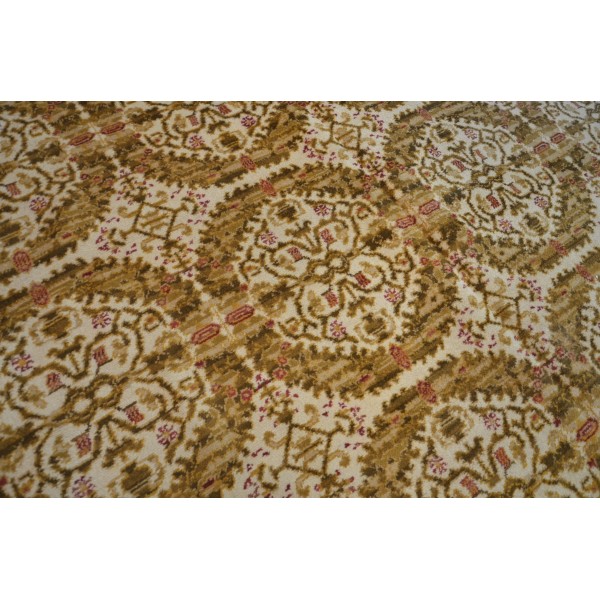 Spanish Rug. Classic Design. 3.80 x...